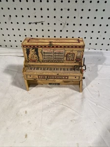 Vintage LIL ABNER DOGPATCH BAND ZINN Aufziehspielzeug Klavier funktioniert nicht - Bild 1 von 7