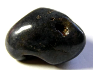 SAPPHIRE TUMBLESTONE -  2.8 x 1.7 cms 16.37 gms - purity, wisdom, calming #1 - Picture 1 of 5