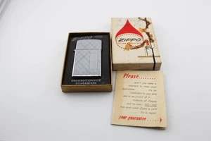 VINTAGE ZIPPO LIGHTER W/BOX - Picture 1 of 3