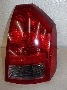 CHRYSLER 300 2005-2007 TOURING BASE LIMITADA LADO PASAJERO CONJUNTO LUZ TRASERA - Imagen 1 de 7