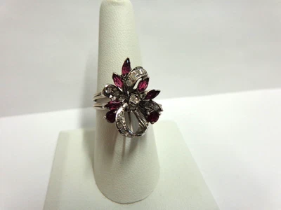 Anillo de cena vintage de oro blanco de 10kt rubí/diamante talla 9 peso 4,5 gramos TCW .59 Foto 1 de 4