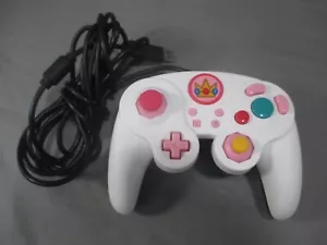 Nintendo Switch Prinzessin Peach KABELGEBUNDENES KAMPFPAD PRO CONTROLLER getestet Super Smash - Bild 1 von 7