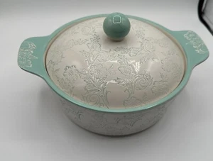 Blue Harbor Stoneware Round Casserole Dish Lid White W/ LT Blue Floral Pattern - Picture 1 of 7