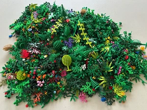 LEGO 50 + Pieces Plants Plant Leaves Bushes Flowers Flower Foliage Random Mixed - Picture 1 of 1