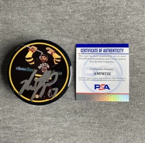 BOSTON BRUINS NICK FOLIGNO AUTOGRAPH PORTRAIT LOGO PUCK PSA AM76722 - Picture 1 of 2