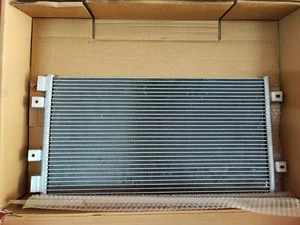 CONDENSATORE FIAT PUNTO ( 188 ) 1.2 / 1.9 DIESEL dal 1999 - NUOVO - Foto 1 di 2
