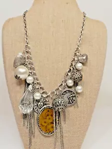 (C1) Collana con ciondolo stile vittoriano in argento antico - Foto 1 di 8