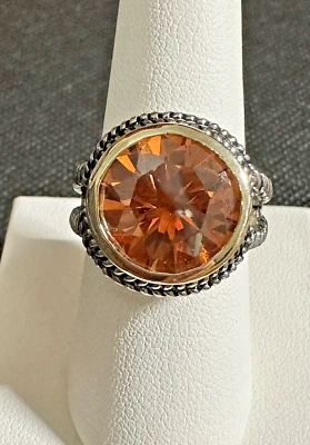 Anillo llamativo citrino plateado talla 7,5 vástago dividido amarillo creado en laboratorio  Foto 1 de 4