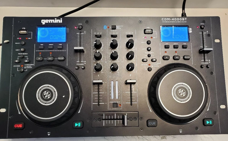 GEMINI CDM-4000BT DUAL CD/USB MEDIA PLAYER WITH BLUETOOTH - Image 1 of 4