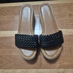 Women's Sandals Size 230 Or 6 1/2 Black Slip On - Picture 1 of 3