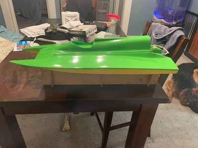 RC Nitro Boat Tunnel with 3.5 K&B Outboard - Image 1 of 4