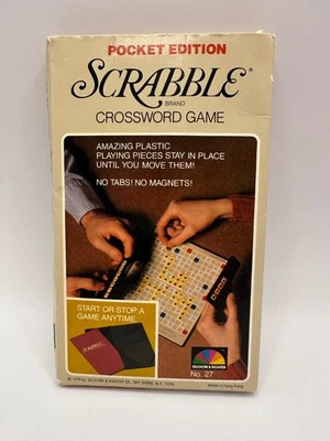 Azulejos de vinilo vintage de juego de crucigramas Scrabble edición de bolsillo aferrados al tablero 1978 Foto 1 de 3