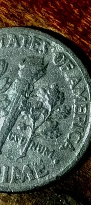 1999-P Roosevelt Dime Broad Struck Mint Error Doble S and DDO Mint Error Coin - Image 1 of 4