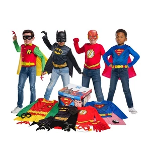 DC Comics Superheroes: Superman, The Flash, Batman & Robin Dress Up Trunk for... - Bild 1 von 7