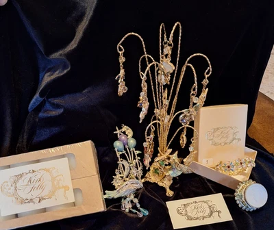 Hermoso conjunto de joyas Kirks Folly vintage con 12 dijes Foto 1 de 4