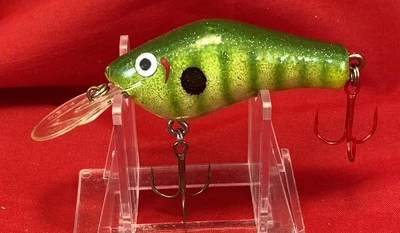 Pintura personalizada vintage de madera de cedro de Poe's 200 Crankbait  Foto 1 de 4