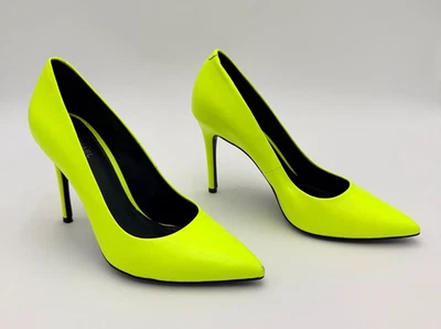 Tacones Michael Kors amarillo neón punta punta para mujer 6M usados excelentes Foto 1 de 4