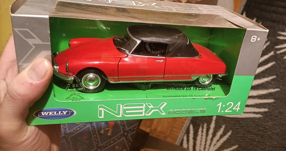 Citroen DS19 Cabriolet 1:24 NEX Welly - Immagine 1 di 4