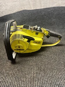 Motosierra Pioneer 2071 vintage NO congelada para pieza o reparación - Imagen 1 de 10