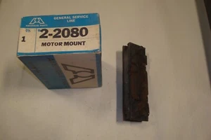 1942-1961 WILLY'S JEEP REAR MOTOR MOUNT; NORS APC# 2-2080 - Picture 1 of 1