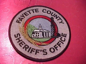 FAYETTE COUNTY ILLINOIS POLICE PATCH SHOULDER SIZE UNUSED 4 X 4 NOT A BADGE - Picture 1 of 1
