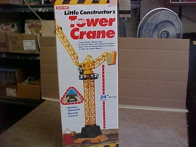 Blue Box Little Constructor's 24" Remote Control Tower Crane - Image 1 of 4