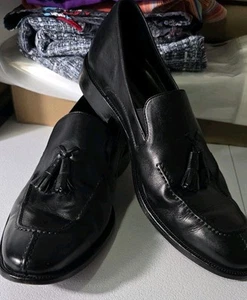 Johnston Murphy Shoes Mens Size 12 Black Tassel Moc Toe - Picture 1 of 9