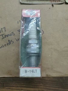 Champion N-14LY Plug - Picture 1 of 2