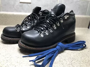 Eddie Bauer Boots Womens 8.5 Leather K Series Hiking Boots Vibram Waterproof - Picture 1 of 9