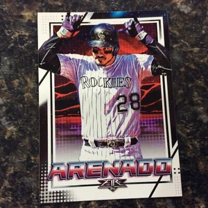 Topps Fire 2020 - #121 Nolan Arenado - Imagen 1 de 2