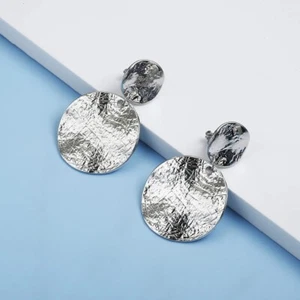 Round Silver Non Piercing Geometric Big Clip on Earrings Women Birthday Fashion - Bild 1 von 3
