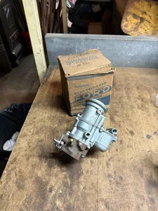 Fabricante de equipo original nuevo Ford Script cabeza plana modelo 7HT carburador auto repuestos con caja EE. UU. - Imagen 1 de 24
