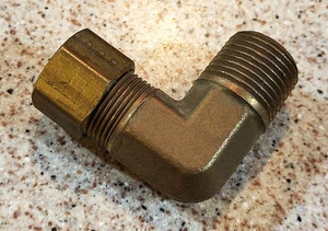 Vulcan Hart 719161 OEM Brass Elbow 3/8"MPT x 7/16"CC - Picture 1 of 3