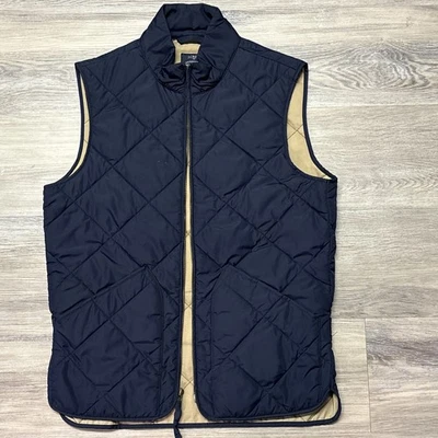 J.CREW Men's Quilted Pockets Full Zip Vest Navy, Size XS - Image 1 of 4
