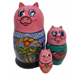 Smiling Pink Pig Family 3 Piece Wood Russian Nesting Doll Stacking Dolls Russia - Picture 1 of 1