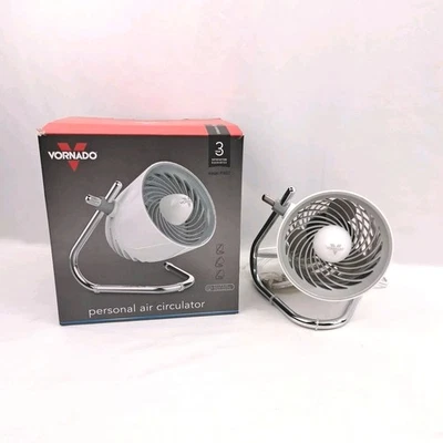 Ventilador Circulador de Aire Personal Vornado Pivot Blanco Ventilador de Escritorio Compacto 3 Velocidades Vortex Foto 1 de 4