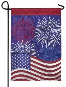 Patriotic Fireworks Double Applique Garden Flag - Bild 1 von 1