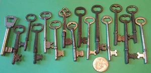 LOT OF 15 OLD SKELETON KEYS ART CRAFTS MANY many MORE KEYS LISTED HERE TT1 - Picture 1 of 1