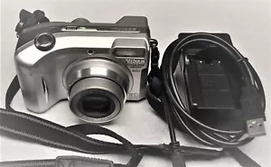NIKON COOLPIX 4800 ED, 4.2MP WIDE 8.5X ZOOM DIGITAL CAMERA GOOD CONDITION - Picture 1 of 3