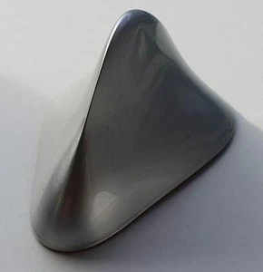 Antenna AM/FM a pinna di squalo anteriore adatta per TOYOTA CELICA argento - Foto 1 di 1