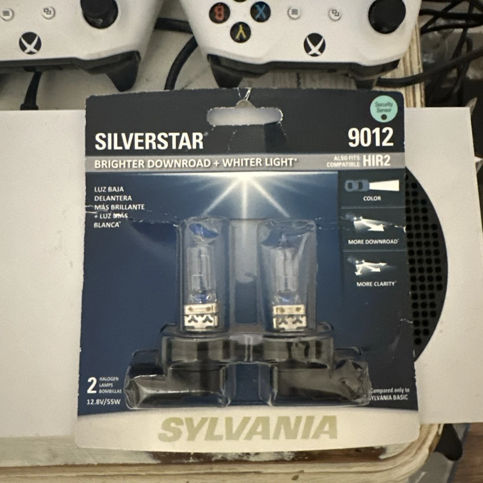 SYLVANIA - 9012 SilverStar - Bombilla halógena de alto rendimiento SELLADA Foto 1 de 2