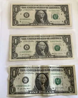 $1 Star Notes – Total 3 U.S. Bills with a Star in the Serial Number - Image 1 of 4