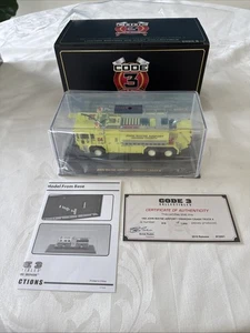 CODE 3 COLLECTIBLES John Wayne Airport Orange County Fire Oshkosh Crash Truck 4 - Picture 1 of 20