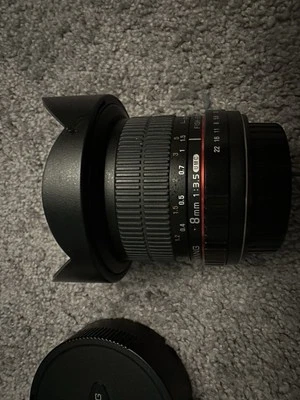 Objetivo samyang 8 mm 1:3:5 UMC ojo de pez CS II para Canon EF Foto 1 de 4