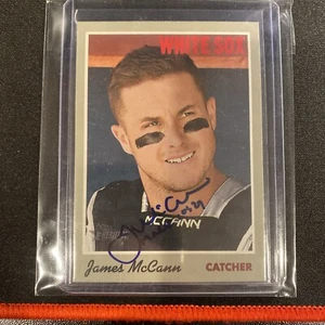 2019 Topps Heritage JAMES MCCANN Chicago White Sox Signed Card (SIP93) - Picture 1 of 1