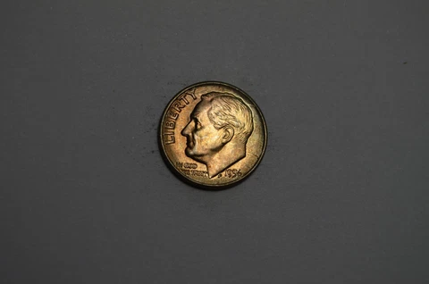 1956 P ROOSEVELT DIME TONED UNCIRCULATED 90% SILVER #23NM Cover