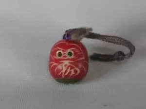 eyes popping daruma Netsuke Amulett 1,5cm Udo Schrein in Miyazaki Japan - Bild 1 von 12