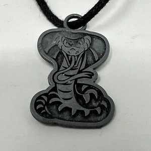 Disney Descendants 5 Charm Pendant Necklace Snake Viper Villain Kids VK Rules - Picture 1 of 5