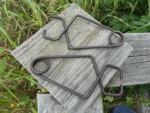 Antique Spring Clamps – Heavy Wire Primitive Tool Pair – 7” Carpentry / Mechanic - Picture 1 of 4