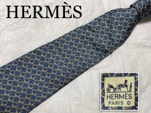 Corbata HERMES, patrón de herrajes metálicos, 100% seda, hecha en Francia, azul - Imagen 1 de 8